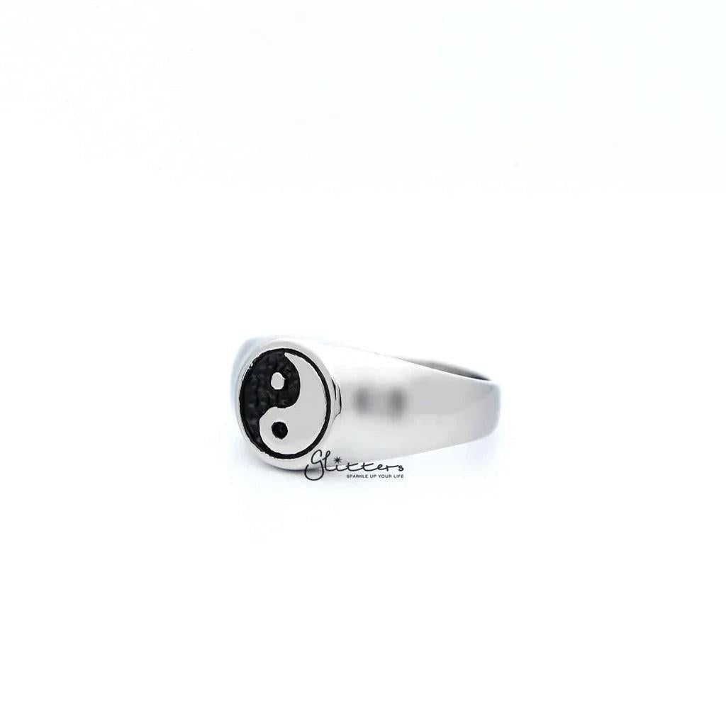 Men's stainless steel Yin Yang casting rings by Glitters, featuring black and silver design with smooth polished finish.