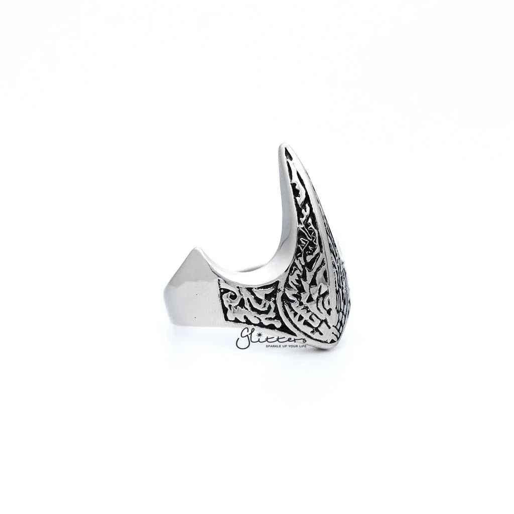 Stainless steel men's ring with antiqued claw-shaped design by Glitters, featuring detailed casting and a bold, rugged style.