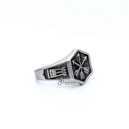 Stainless steel men's ring with antiqued crossed three arrows design by Glitters, featuring detailed casting and a bold style.