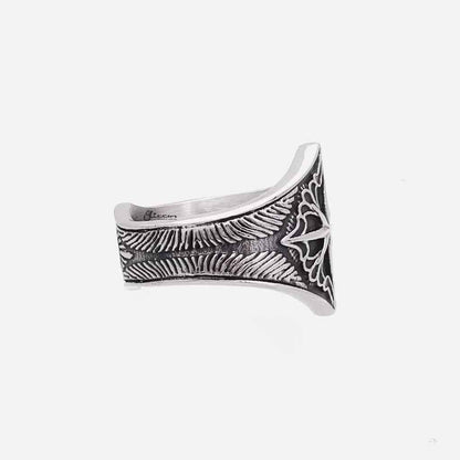 Stainless steel compass ring by Glitters featuring a detailed compass design on a sleek band.