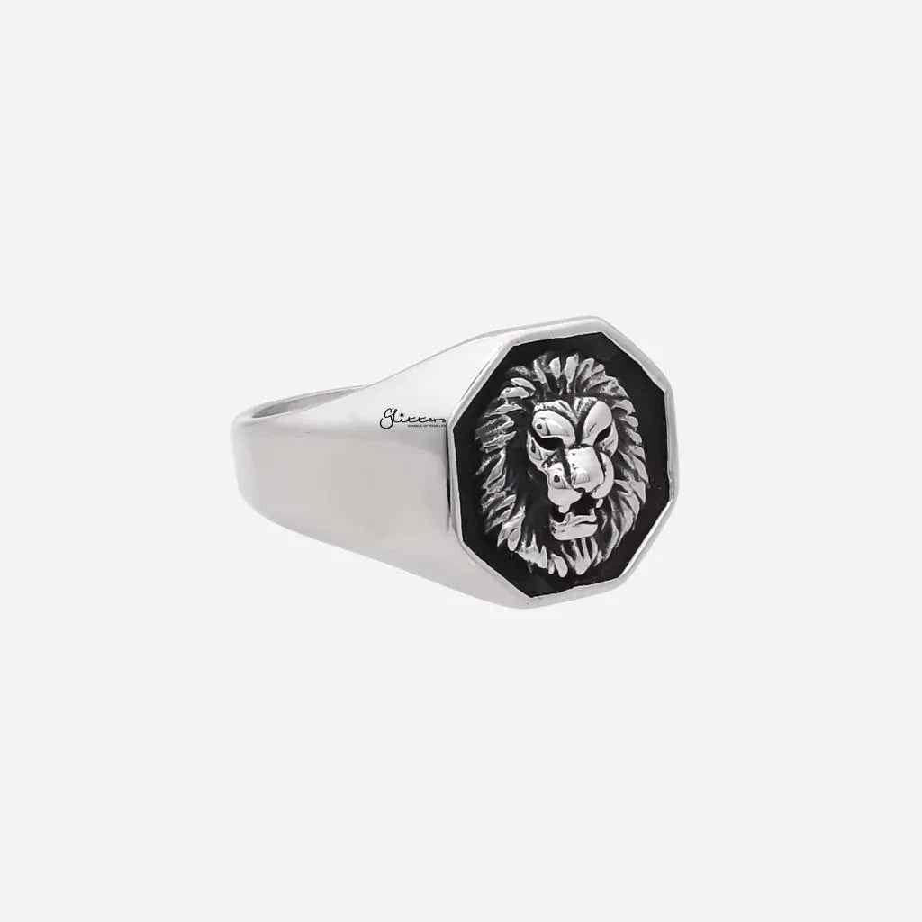 Silver stainless steel lion ring by Glitters featuring detailed lion head design, perfect for bold jewelry style.