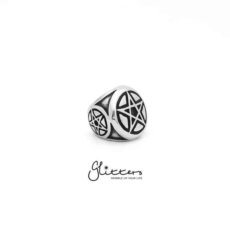 Stainless steel star cast ring by Glitters featuring a shiny metallic finish and a detailed star design on the band.
