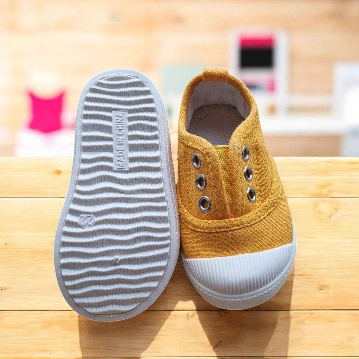 Happy Feet NZ Tiny Trail Canvas shoes in classic design, easy to wear and durable for active kids.