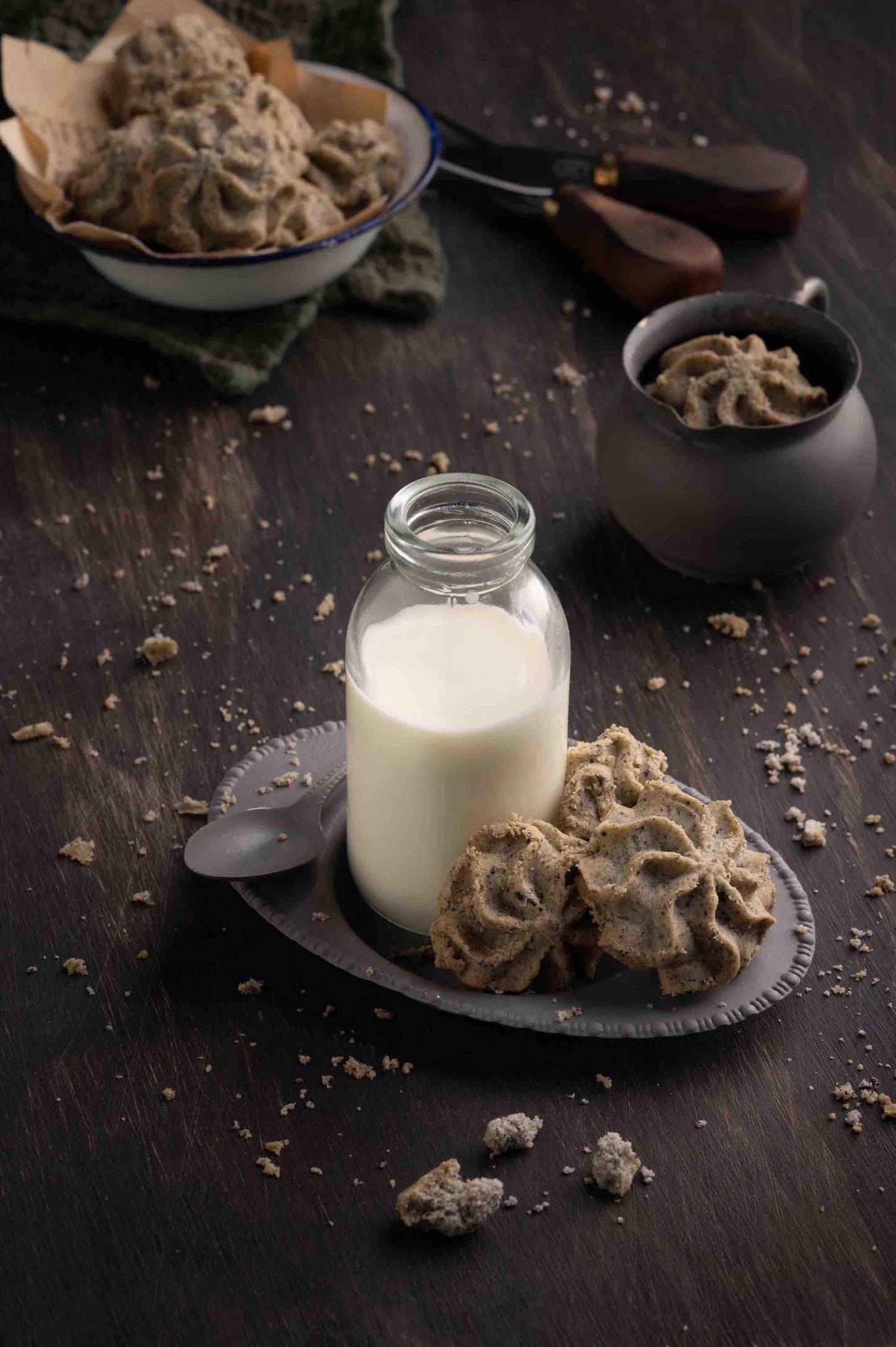 Lowrey Black Sesame Butter Cookies | Premium NZ Cookies - ShopHub