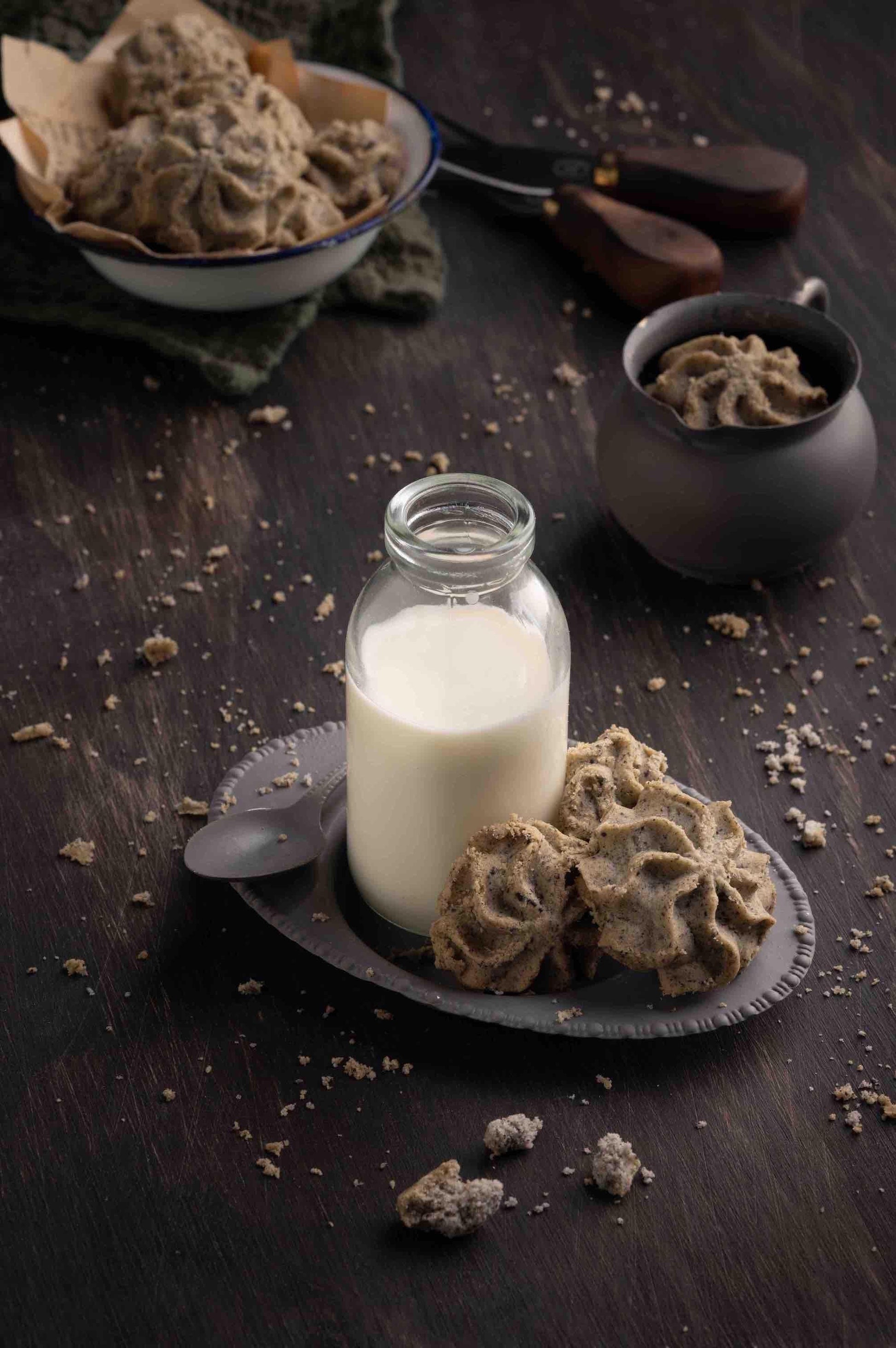Lowrey Black Sesame Butter Cookies | Premium NZ Cookies - ShopHub