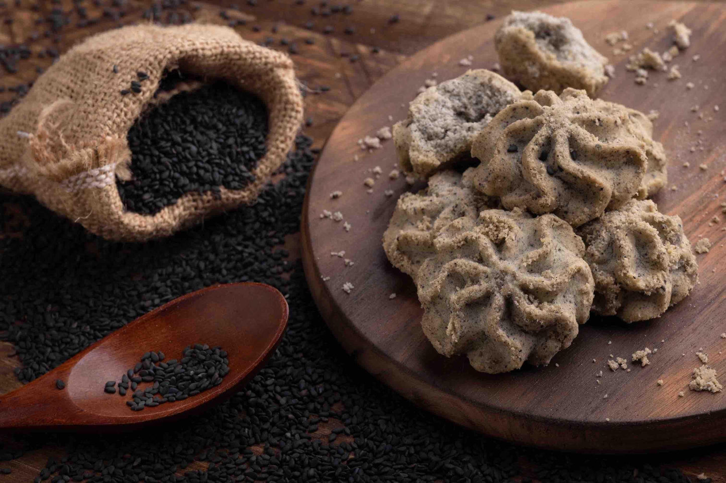 Lowrey Black Sesame Butter Cookies | Premium NZ Cookies - ShopHub