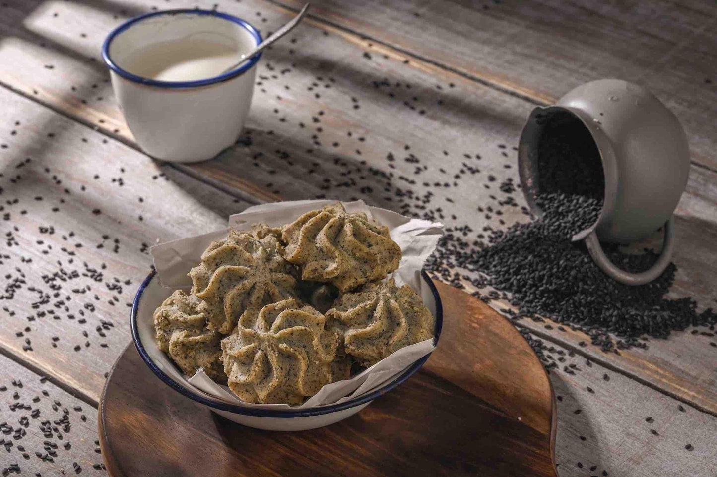 Lowrey Black Sesame Butter Cookies | Premium NZ Cookies - ShopHub
