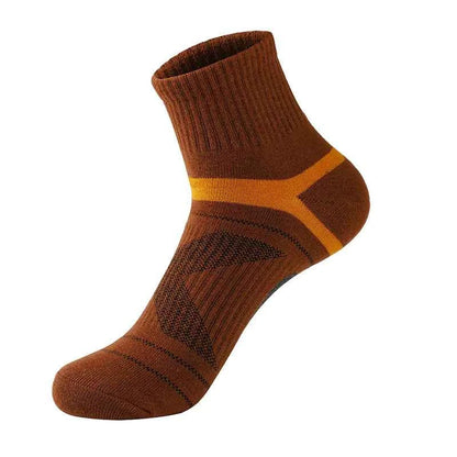 Light gray men's outdoor sports socks by Mead's Supply & Equipment Outfitters, durable 75% cotton crew socks for hiking and basketball.