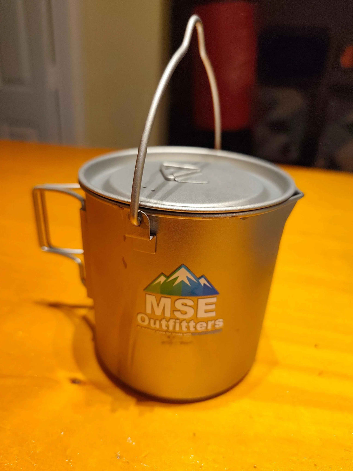 MSE Outfitters Titanium Pot 750ml for camping, ultralight cookware designed for outdoor camping and backpacking adventures.