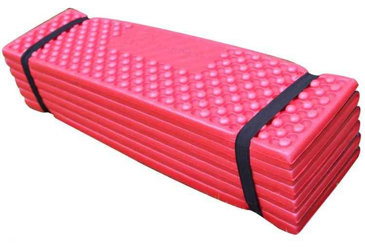 Forest green Mead's Supply Outdoor Egg Nest folding foam pad, moisture-proof camping mat for outdoor camping and camping equipment.