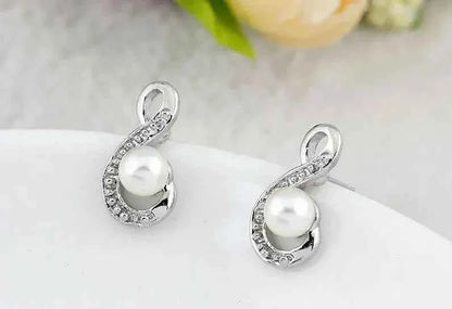 Danbi Pearl Jewelry Set for Women by Stylish 3Sixty5, includes matching pearl necklace and earrings, elegant jewelry ensemble