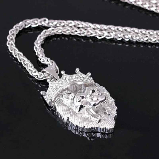 Stylish 3Sixty5 gold Lion King pendant necklace showcasing street style design and intricate lion motif.
