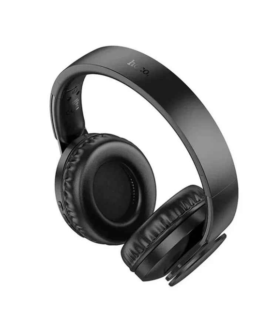 Wireless stereo Bluetooth headset by TechPlus featuring comfortable ear cushions and sleek design in black.
