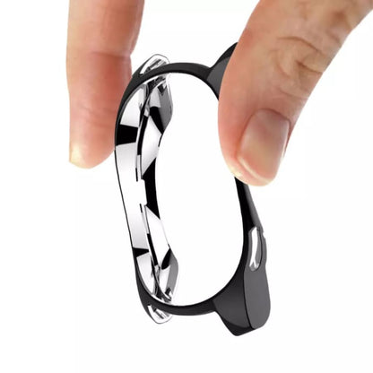 Black protective case for Samsung Galaxy Watch 4 (40mm), designed to safeguard the smartwatch from bumps and scratches.