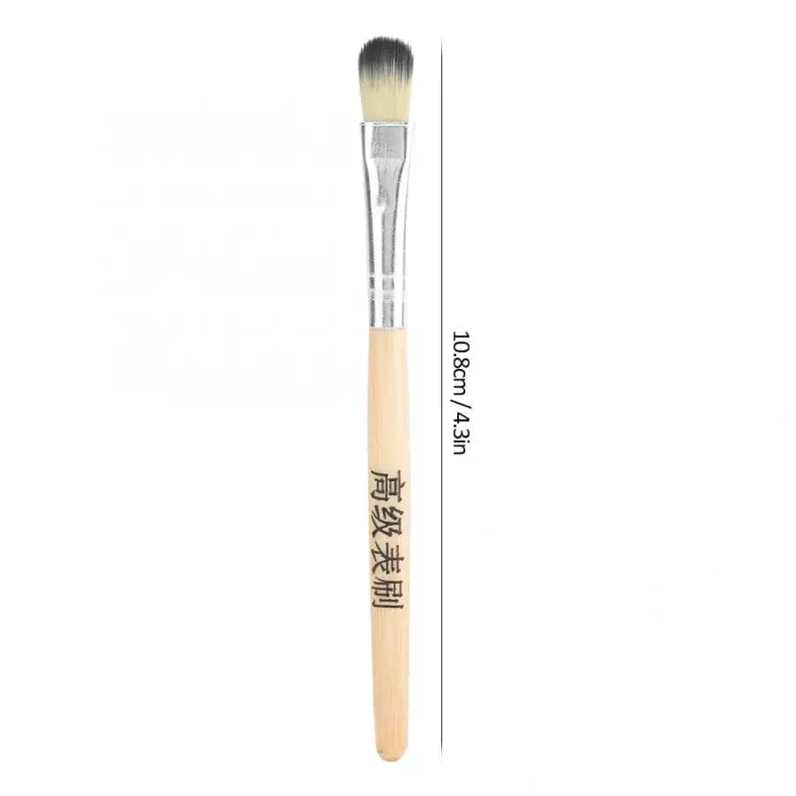 Three-piece watch cleaning brush set from That Watch Shop, including small brushes for detailed watch maintenance and cleaning.