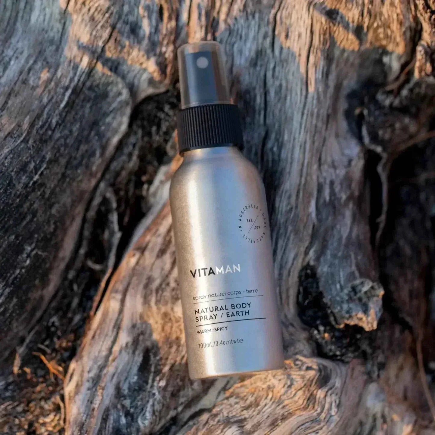 VITAMAN Australia Natural Body Spray Earth 100ml bottle with a sleek design, ideal for refreshing body fragrance.